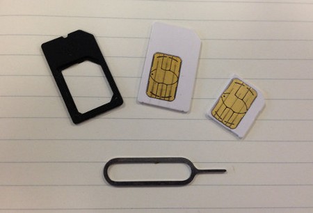 iPhone5-Nano-SIm.JPG